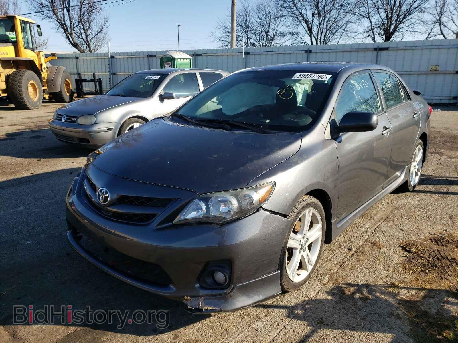 2013 TOYOTA COROLLA - VIN: 2T1BU4EE7DC979195 - Фото 2