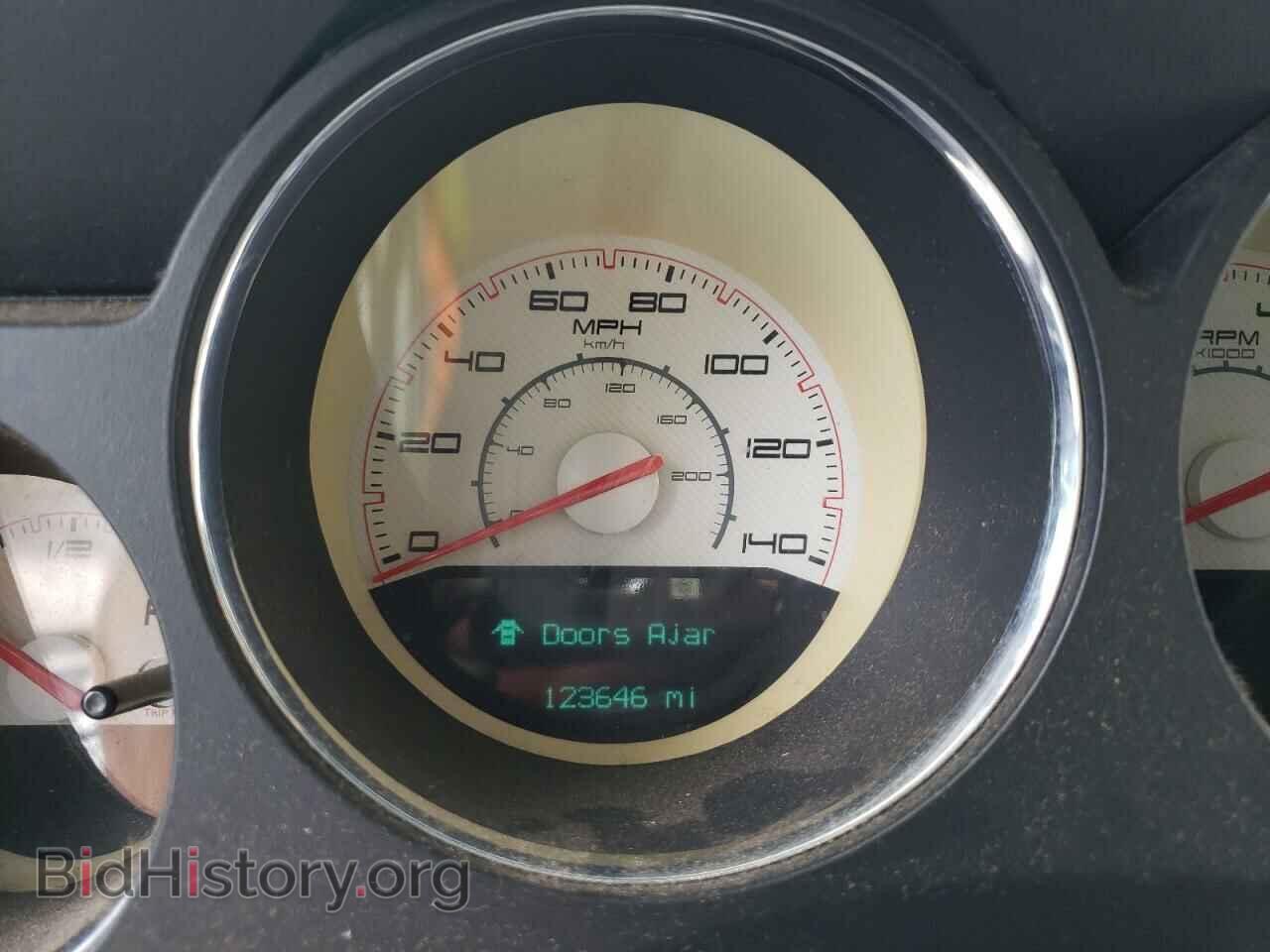 2011 DODGE CHALLENGER - VIN: 2B3CJ4DG4BH604529 - Фото 8