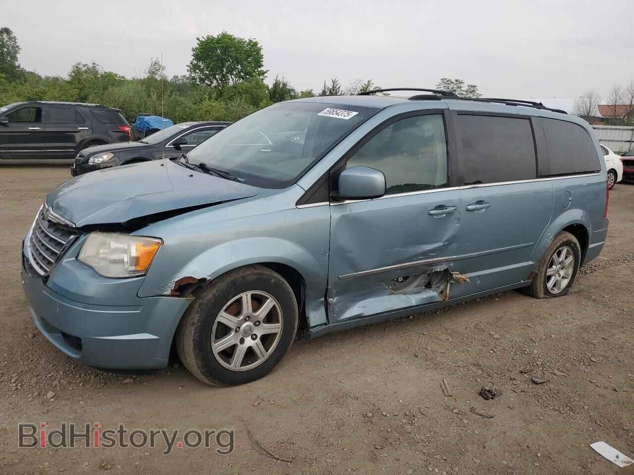 Photo 2A4RR5D13AR441166 - CHRYSLER MINIVAN 2010
