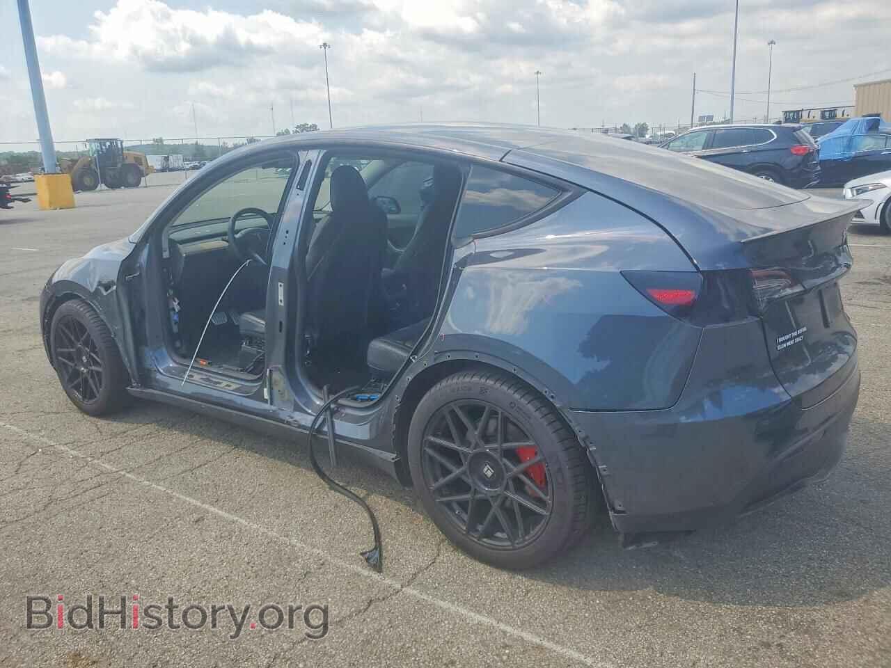 2022 TESLA MODEL Y - VIN: 7SAYGDEF2NF399024 - Фото 2