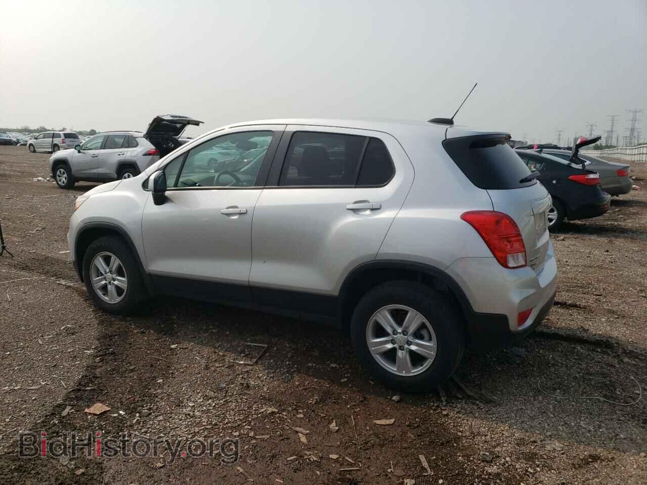 2021 CHEVROLET TRAX - VIN: KL7CJNSB8MB348917 - Фото 2