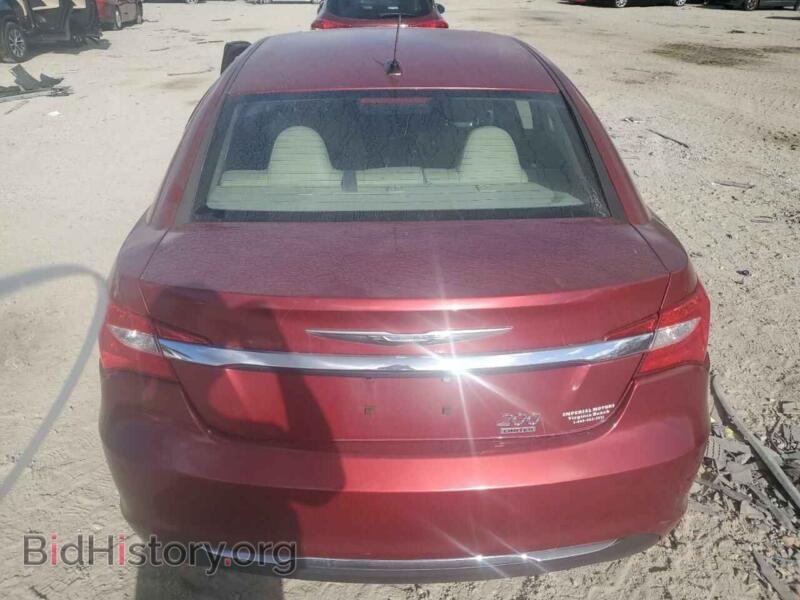 2011 Chrysler 200 (VIN 1C3BC2FGXBN595370) — photo 6 of 12