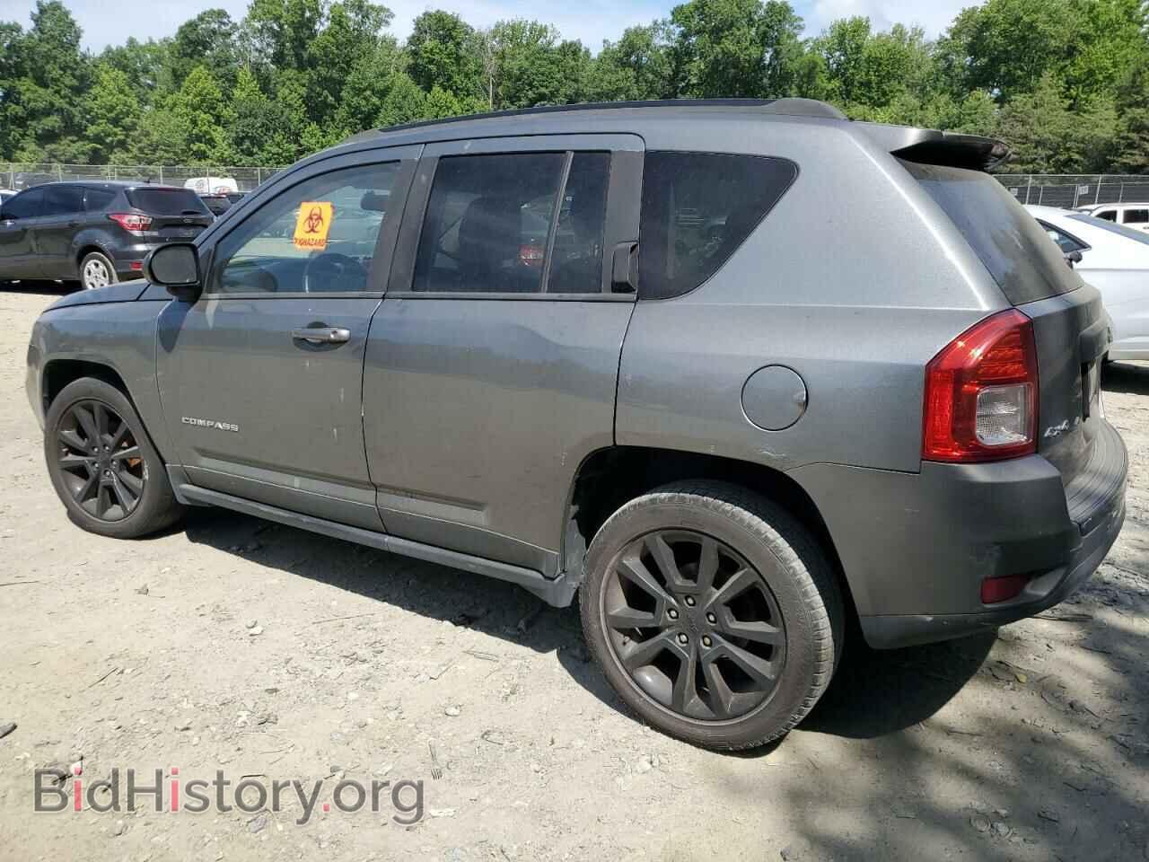 2012 JEEP COMPASS - VIN: 1C4NJDEB1CD706198 - Photo 2