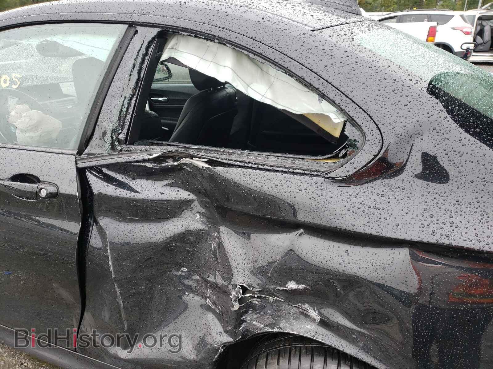2015 BMW M2 - VIN: WBA1J9C59FVX98665 - Фото 8