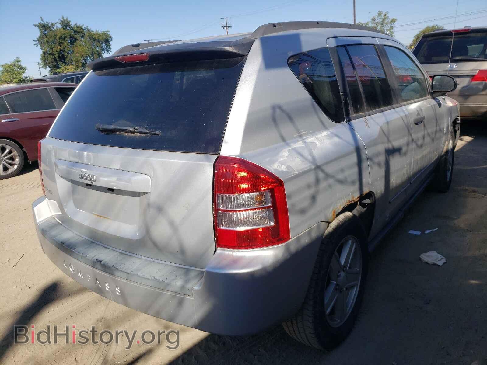 2008 JEEP COMPASS - VIN: 1J8FF47W58D654192 - Photo 4
