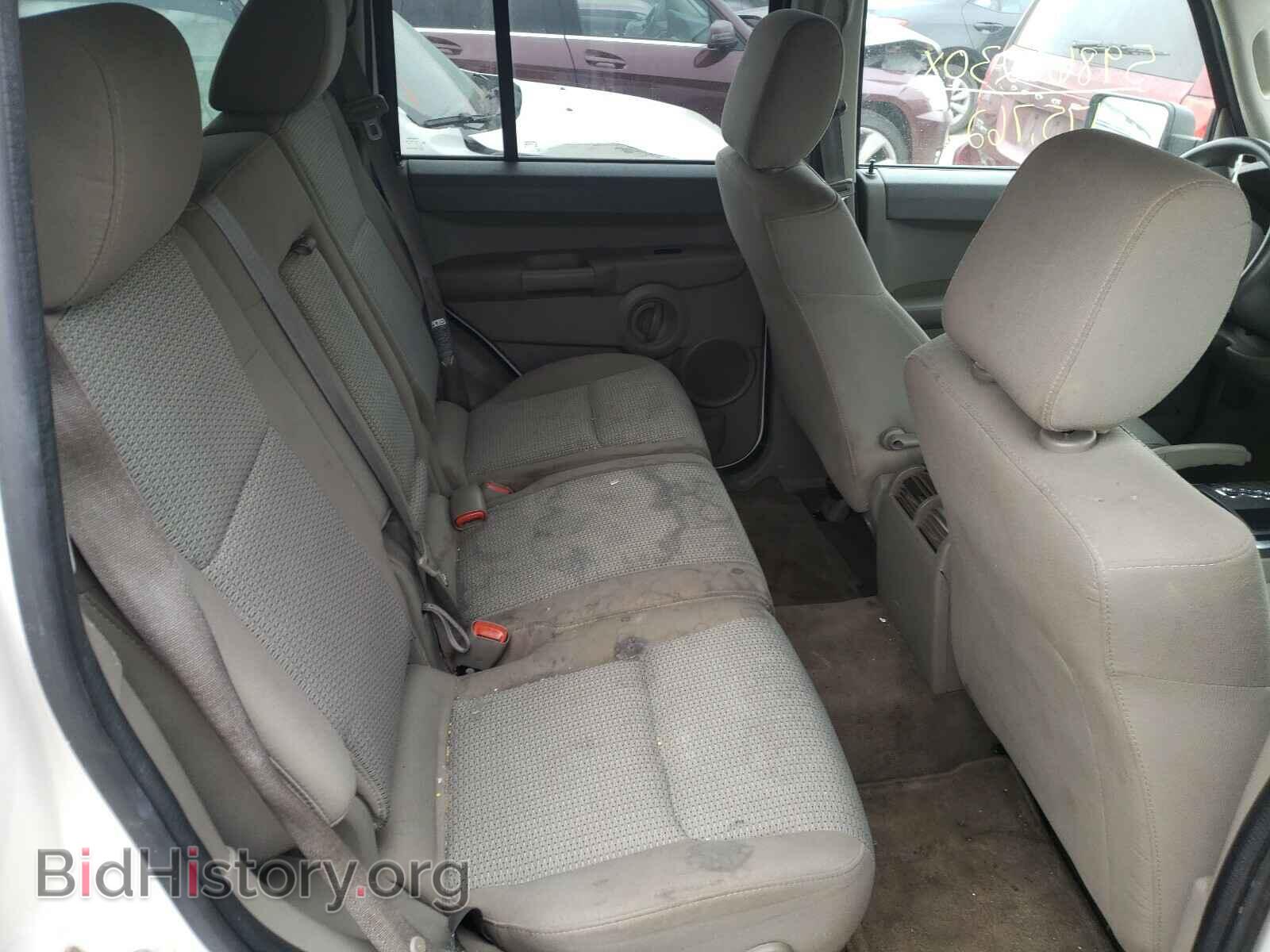 2007 JEEP COMMANDER - VIN: 1J8HG48KX7C663718 - Photo 6