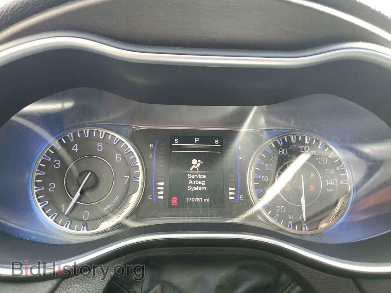 2016 CHRYSLER 200 - VIN: 1C3CCCAB1GN175347 - Фото 9