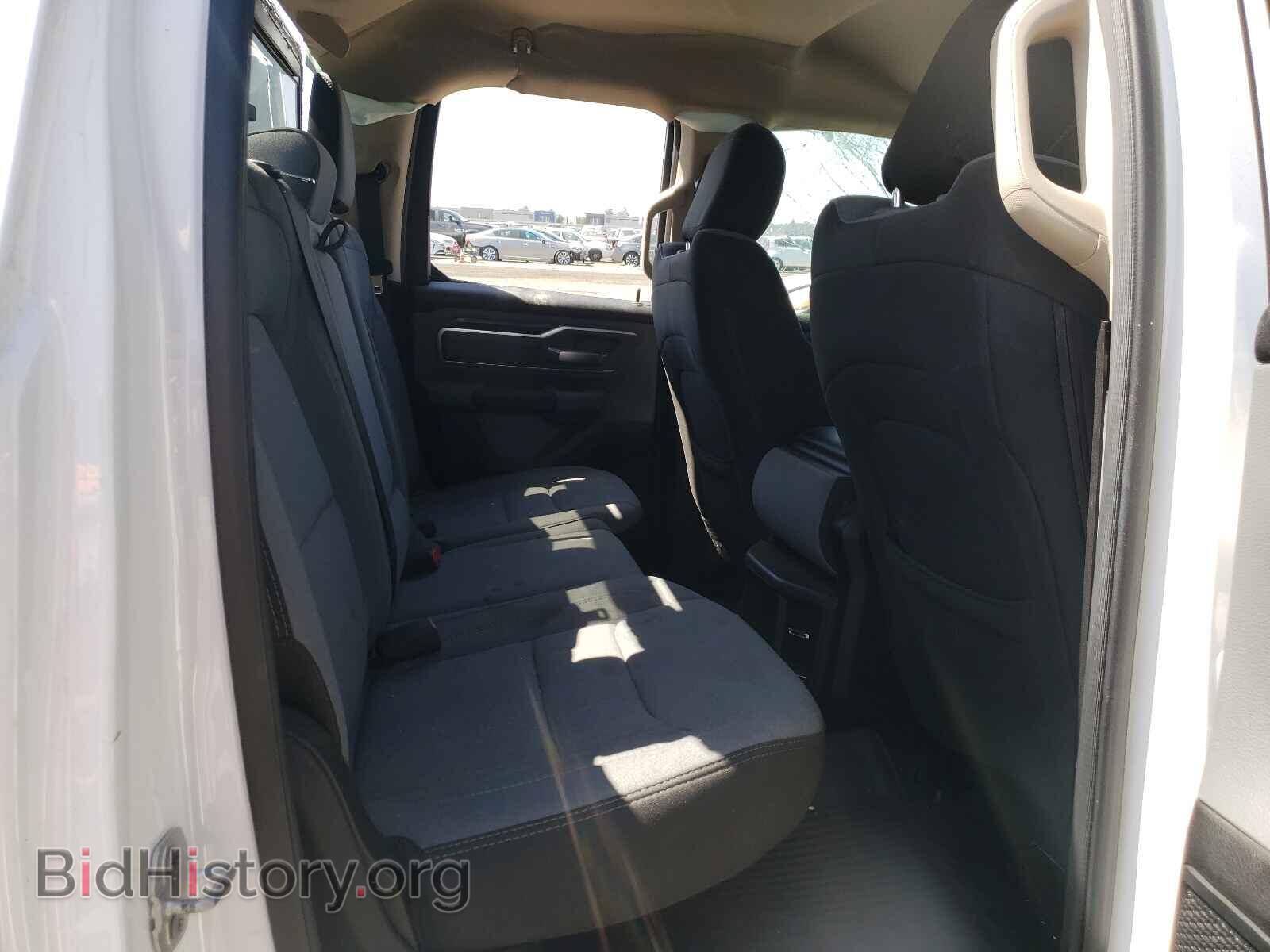 2019 RAM 1500 - VIN: 1C6RREBG0KN751259 - Фото 6