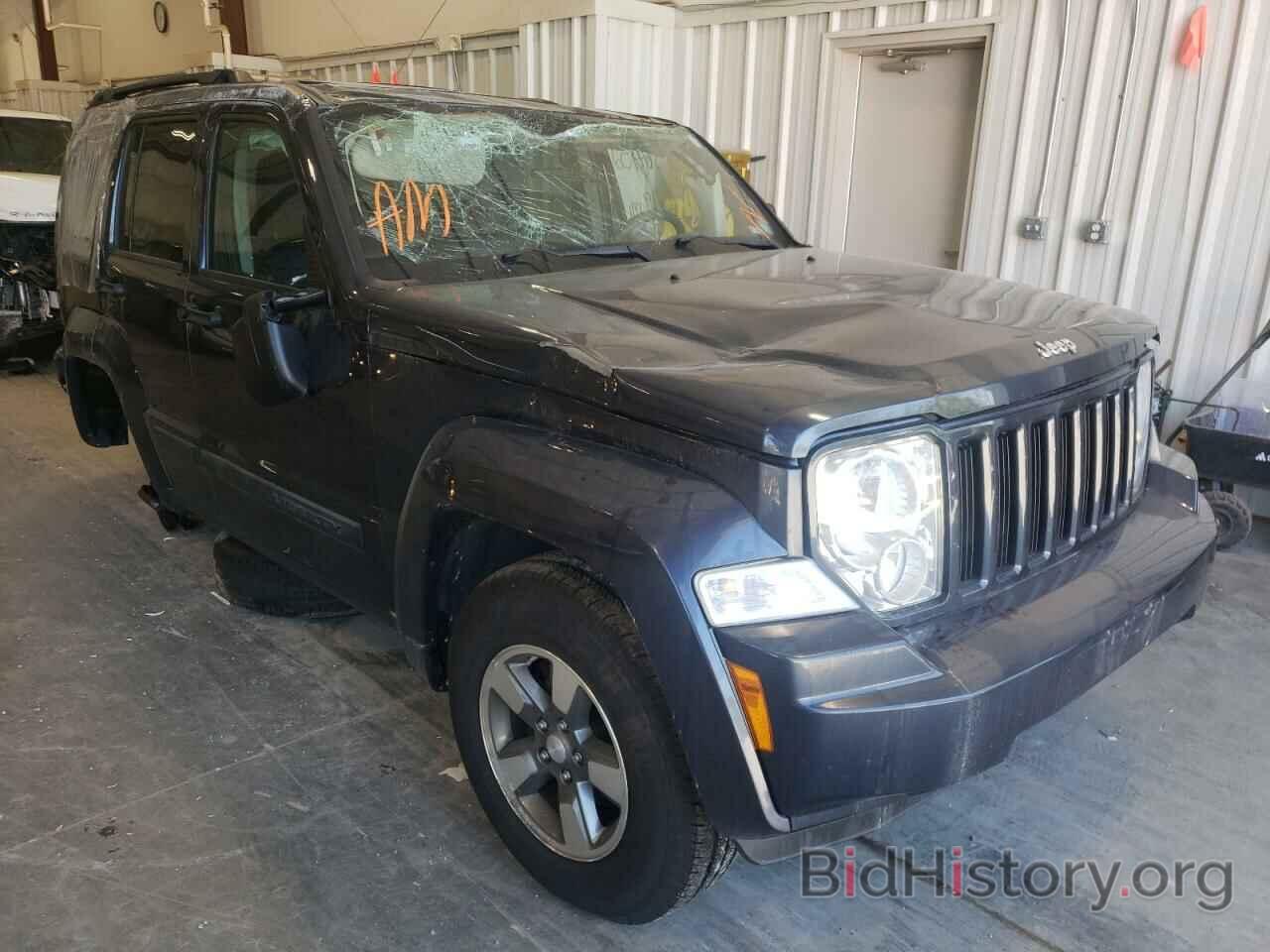 Фотография 1J8GN28KX8W233225 - JEEP LIBERTY 2008