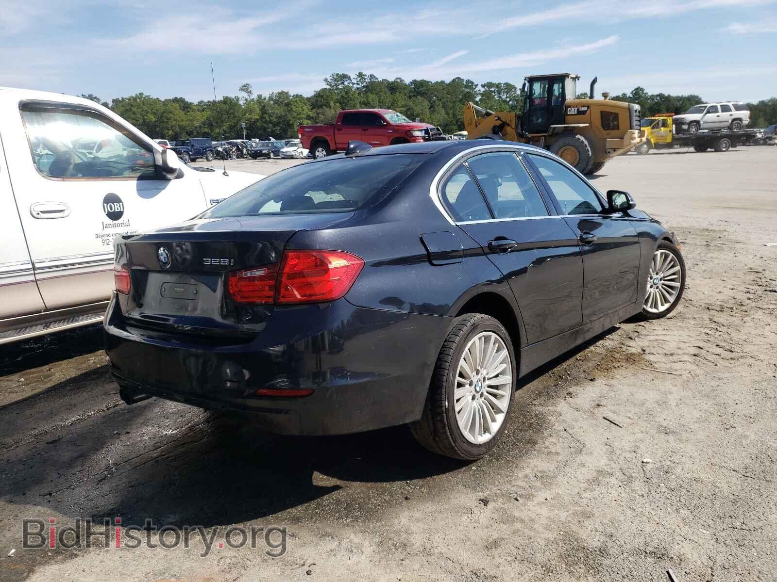 2013 BMW 3 SERIES - VIN: WBA3A5C57DF350577 - Фото 4