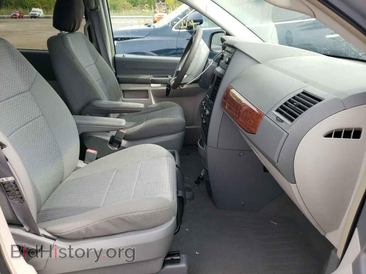 2008 CHRYSLER MINIVAN - VIN: 2A8HR44H58R697384 - Фото 5