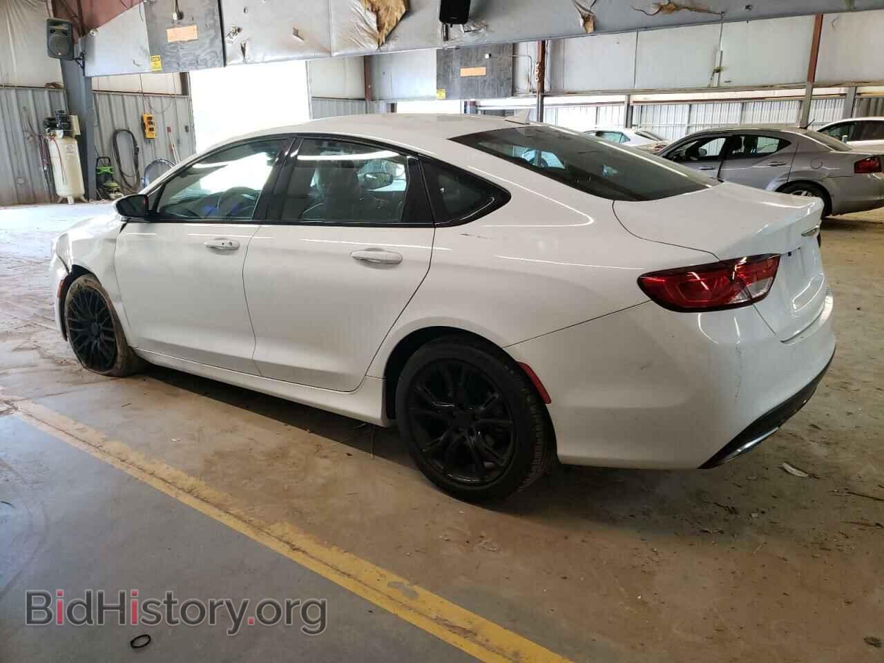 2015 CHRYSLER 200 - VIN: 1C3CCCBG4FN518404 - Photo 2