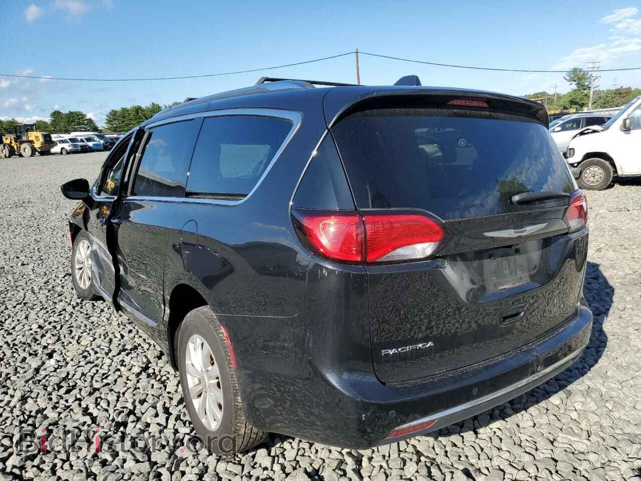 2019 CHRYSLER PACIFICA - VIN: 2C4RC1BG3KR561431 - Photo 3