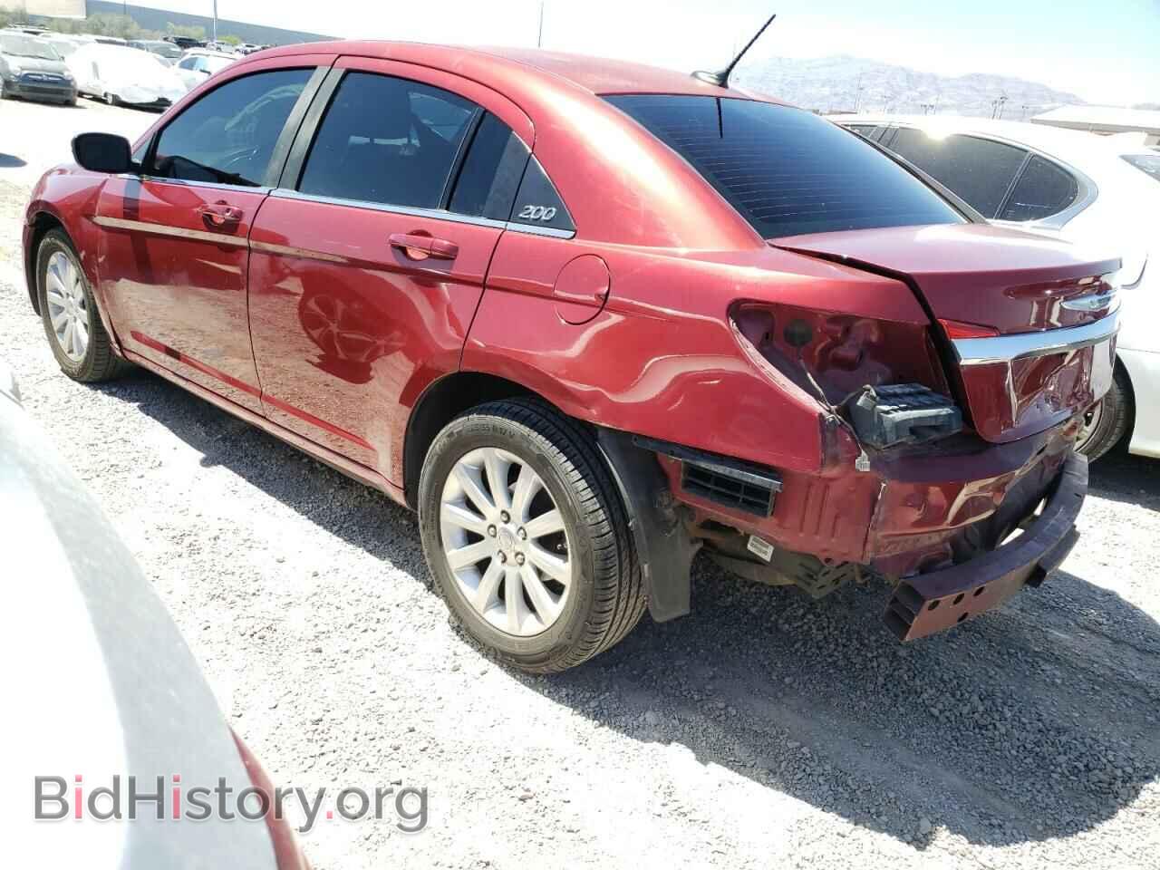 2013 CHRYSLER 200 - VIN: 1C3CCBBB5DN745824 - Фото 2