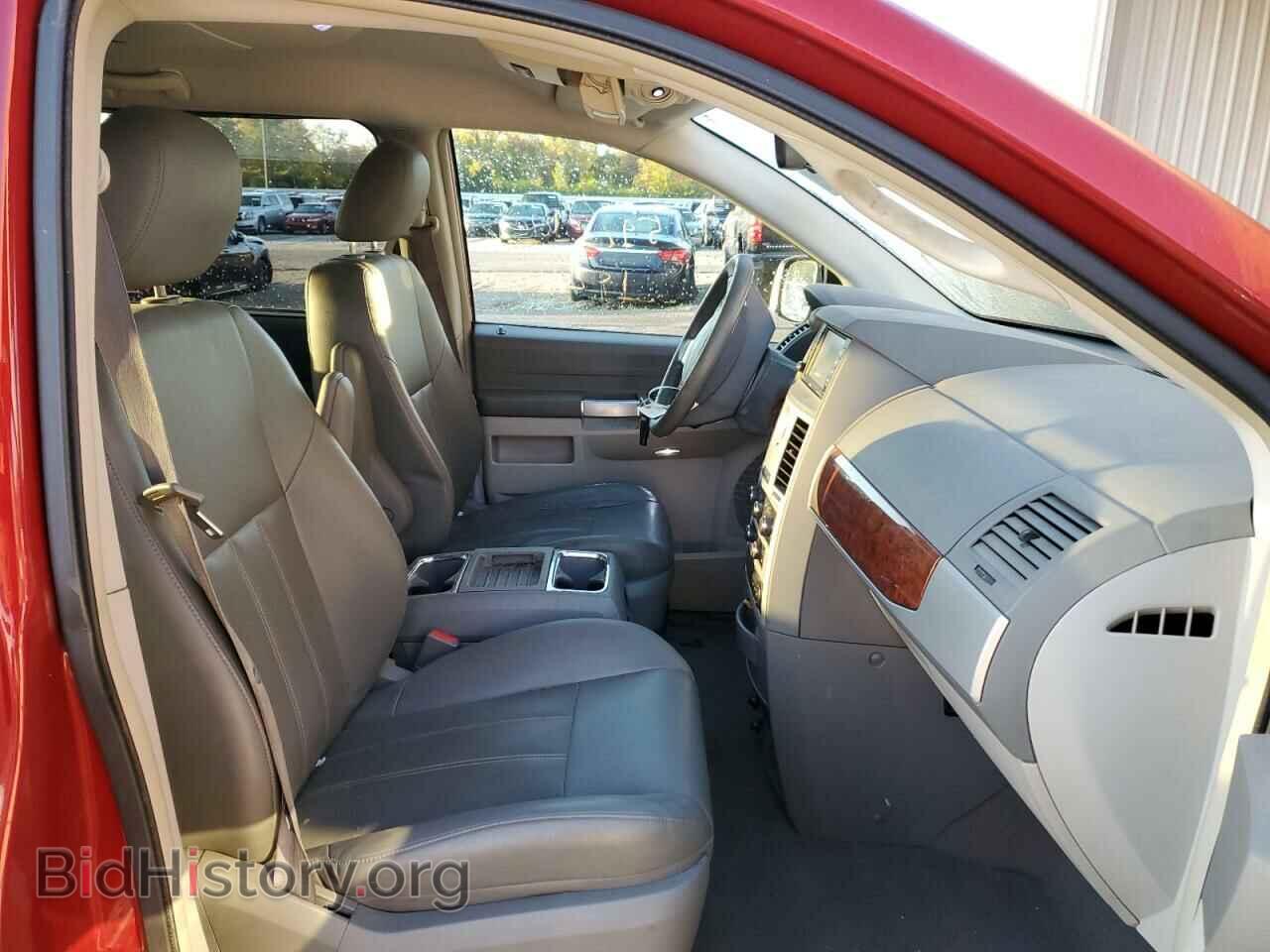 2008 CHRYSLER MINIVAN - VIN: 2A8HR54P08R826287 - Фото 5