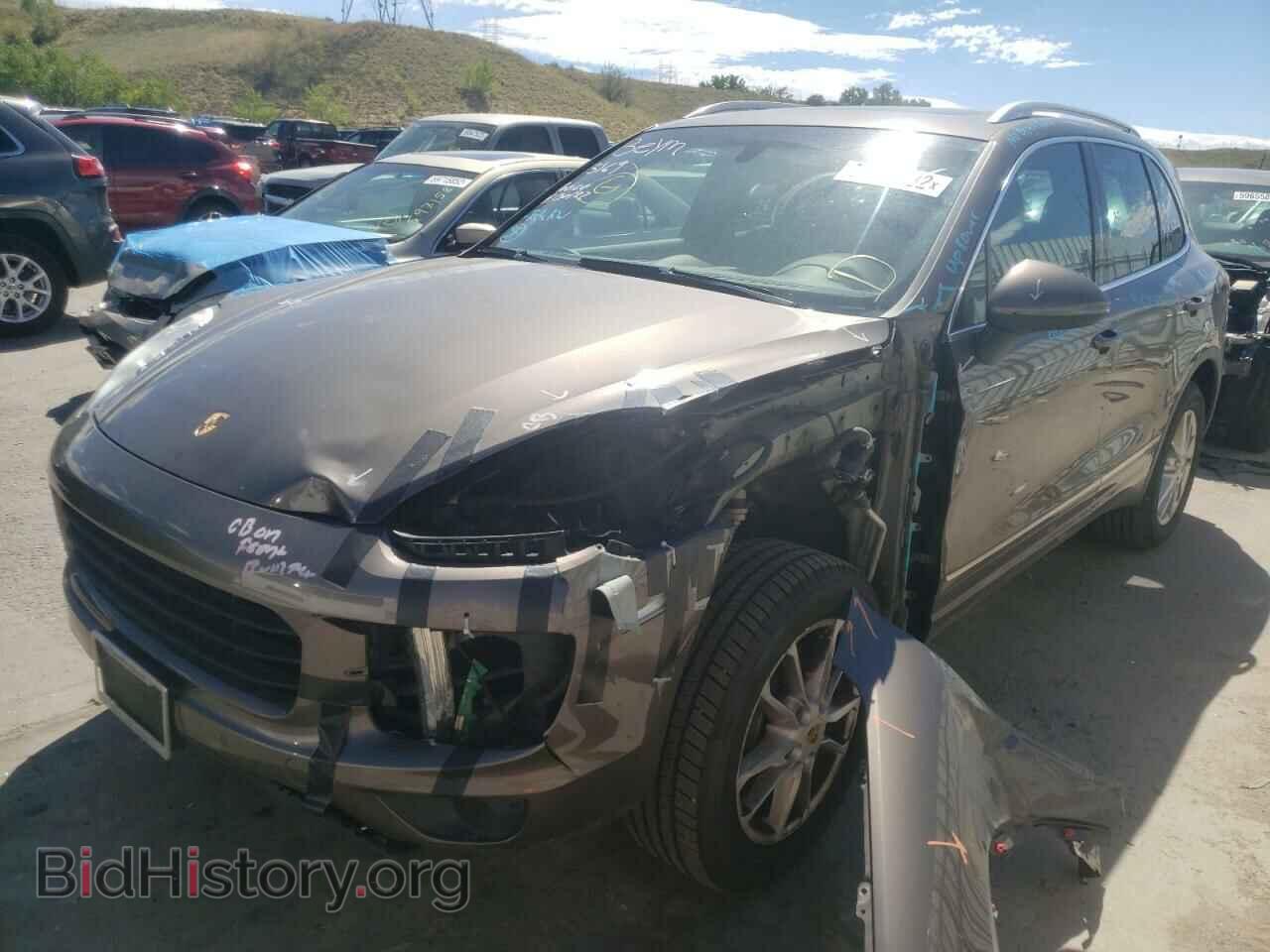 2016 PORSCHE CAYENNE - VIN: WP1AA2A21GLA11383 - Фото 2