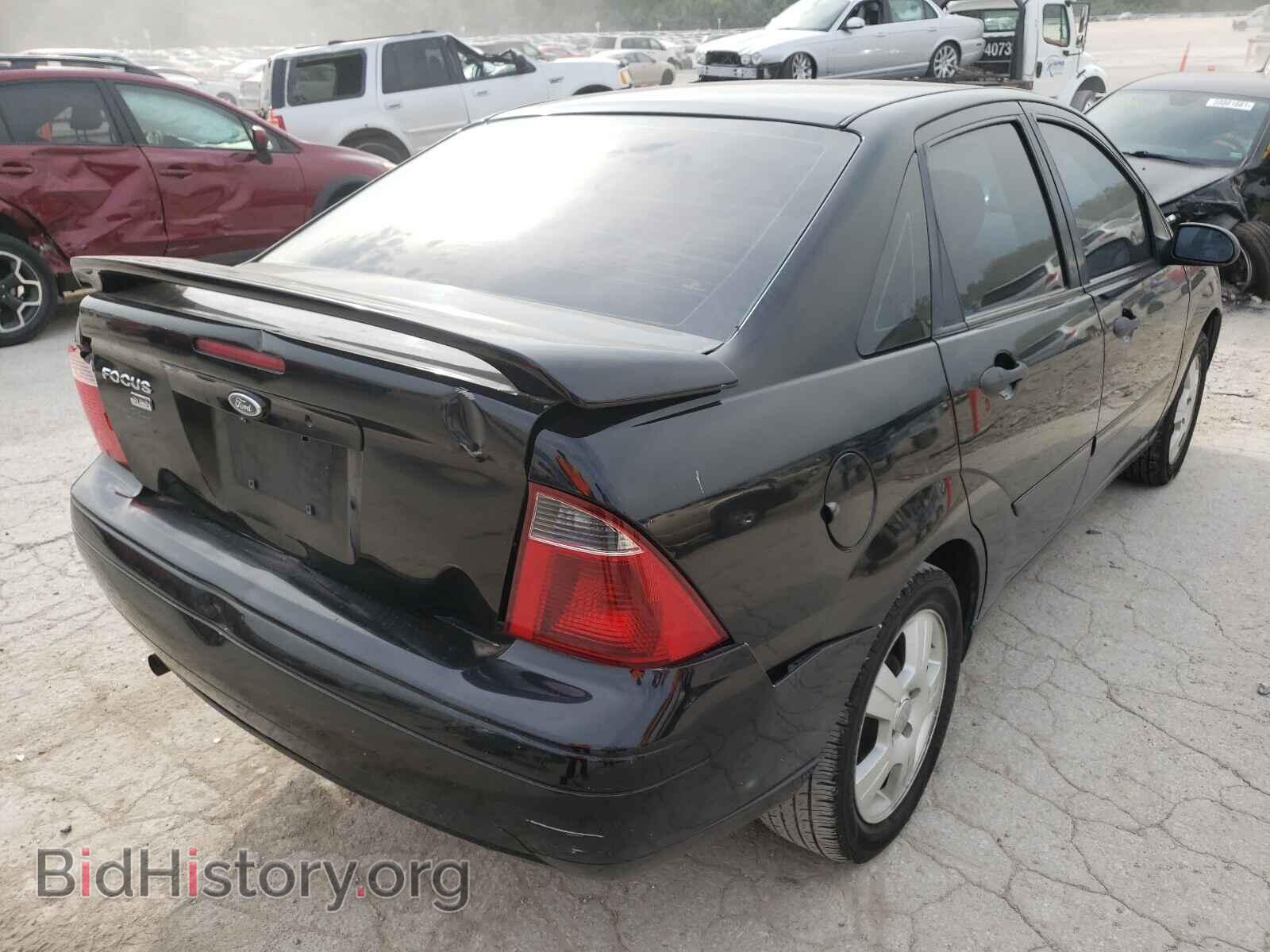 2007 FORD FOCUS - VIN: 1FAFP34N57W137980 - Фото 4