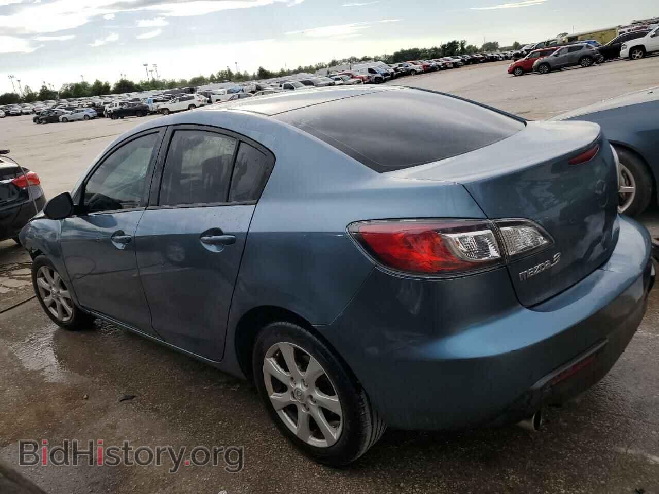 2011 MAZDA 3 - VIN: JM1BL1VF0B1490553 - Фото 2