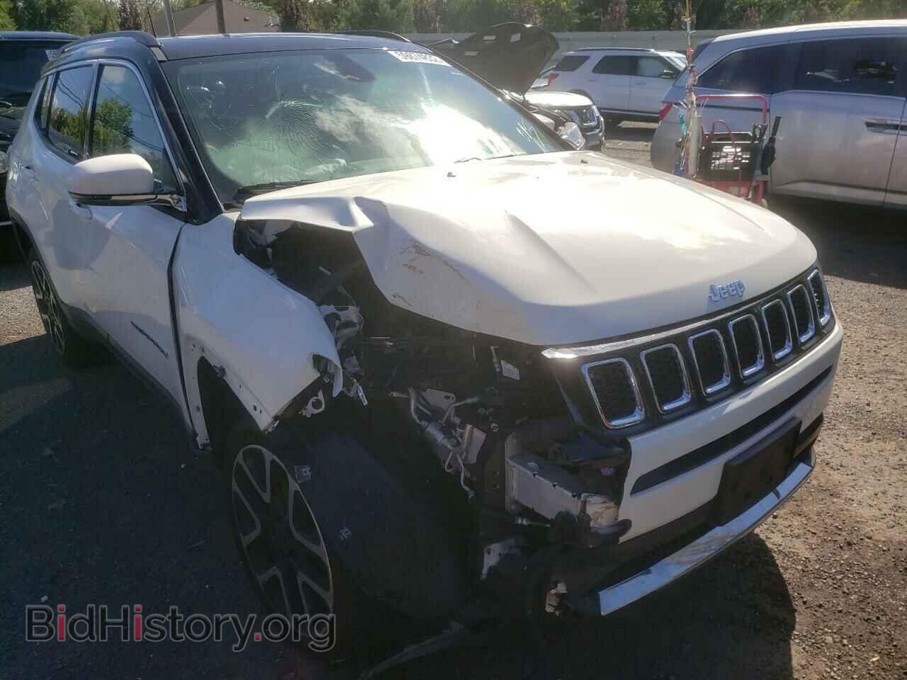 Фотография 3C4NJDCB9HT689431 - JEEP COMPASS 2017