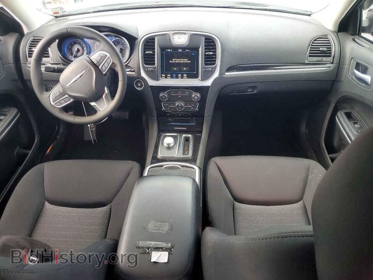 2023 CHRYSLER 300 - VIN: 2C3CCAAG0PH664864 - Фото 8