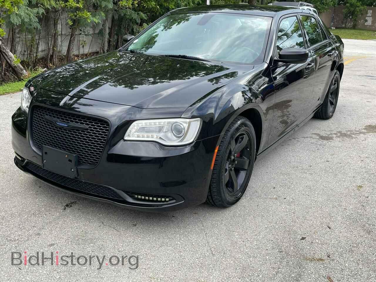 2015 CHRYSLER 300 - VIN: 2C3CCAAG6FH899347 - Фото 2