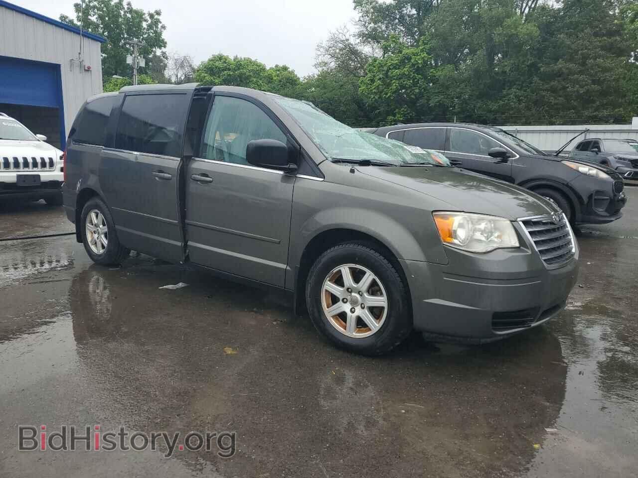 2010 CHRYSLER MINIVAN - VIN: 2A4RR2D10AR398761 - Фото 4