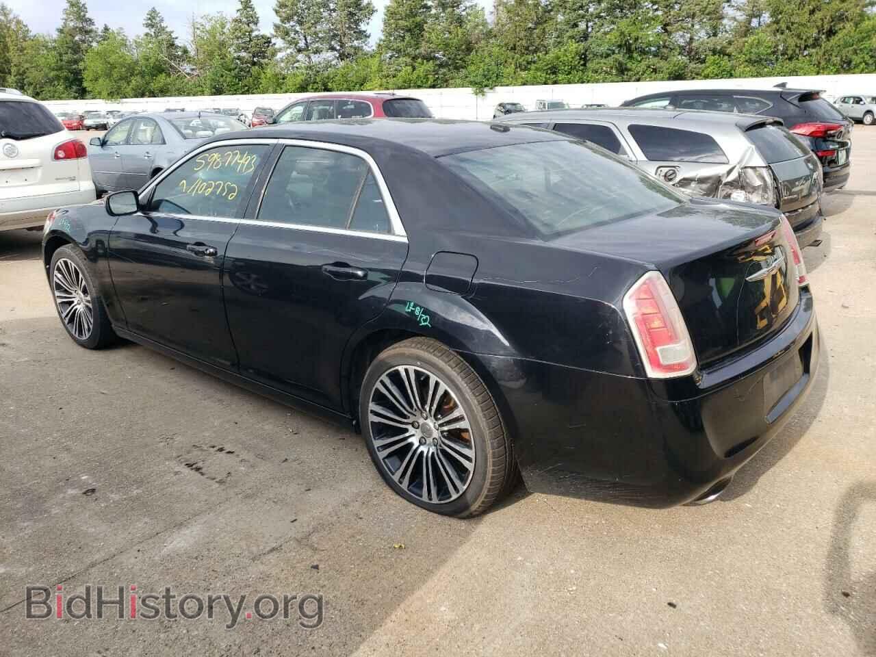 2012 CHRYSLER 300 - VIN: 2C3CCABG3CH195133 - Фото 2