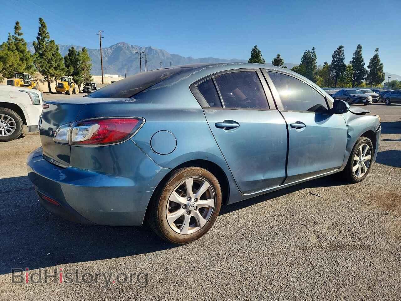 2011 MAZDA 3 - VIN: JM1BL1VGXB1477608 - Photo 3