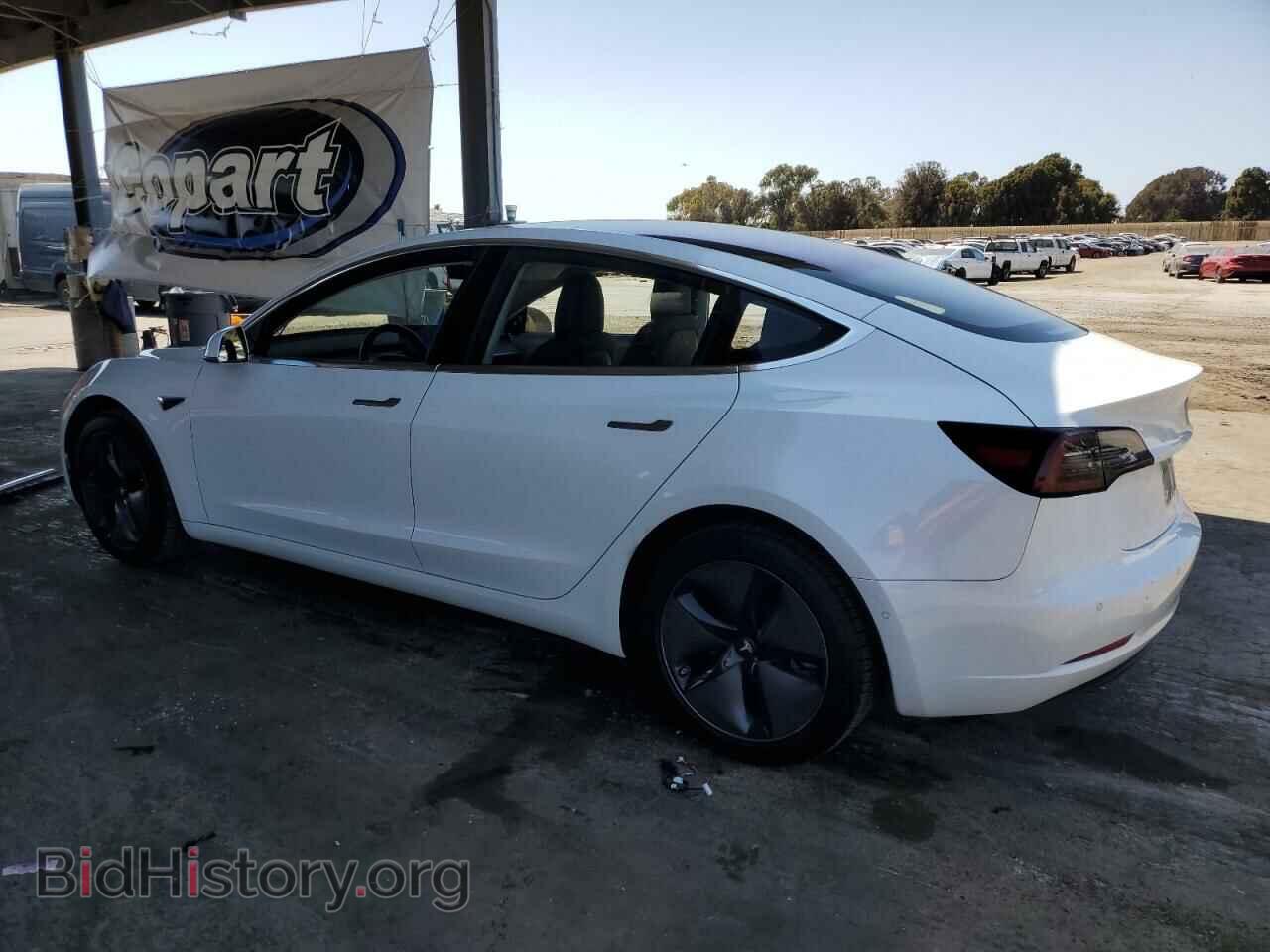 2018 TESLA MODEL 3 - VIN: 5YJ3E1EB0JF131172 - Photo 2