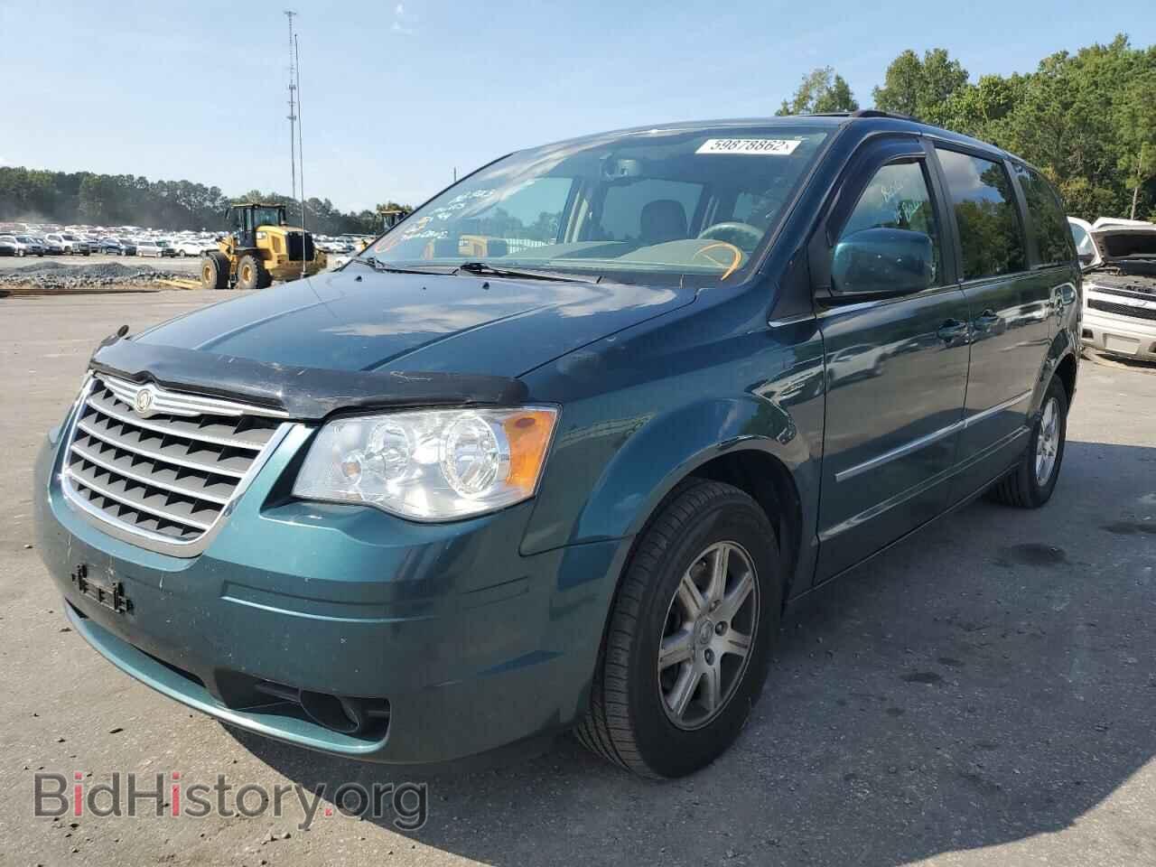 2009 CHRYSLER MINIVAN - VIN: 2A8HR54199R568039 - Фото 2