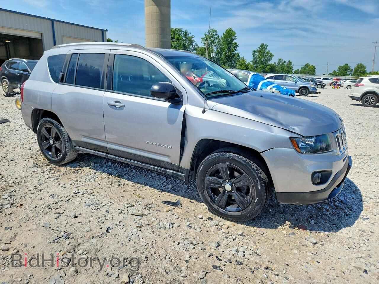 2016 JEEP COMPASS - VIN: 1C4NJDBB2GD556984 - Photo 4