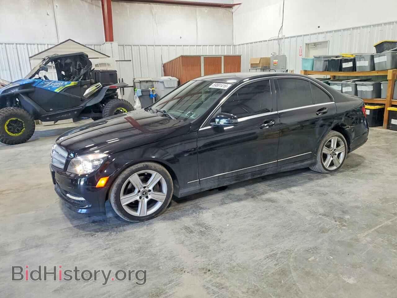 Photo WDDGF8BB6BR185962 - MERCEDES-BENZ C-CLASS 2011