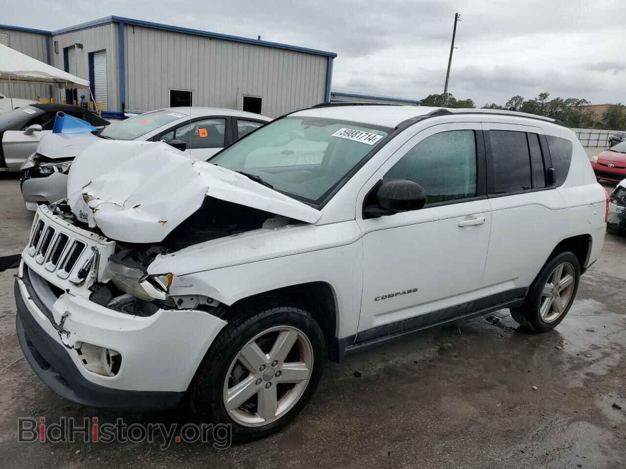 Photo 1J4NT5FBXBD272015 - JEEP COMPASS 2011