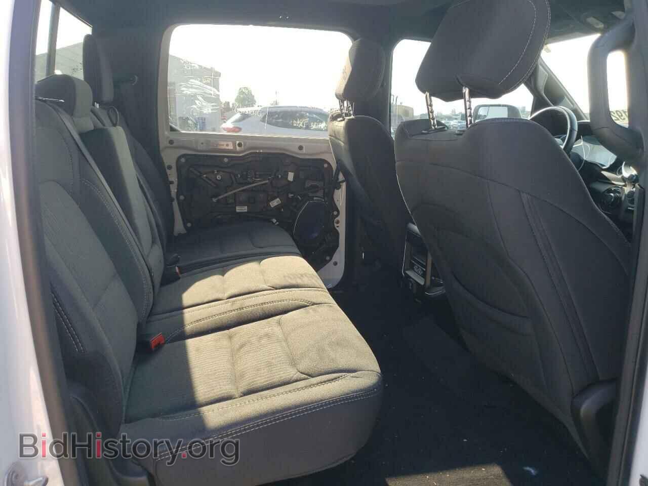 2020 RAM 1500 - VIN: 1C6SRFFT8LN328087 - Photo 10