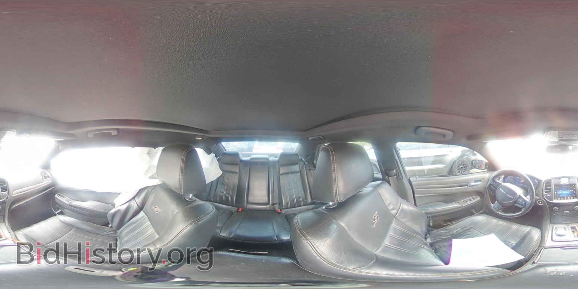 2015 CHRYSLER 300 - VIN: 2C3CCAGG8FH767374 - Фото 13