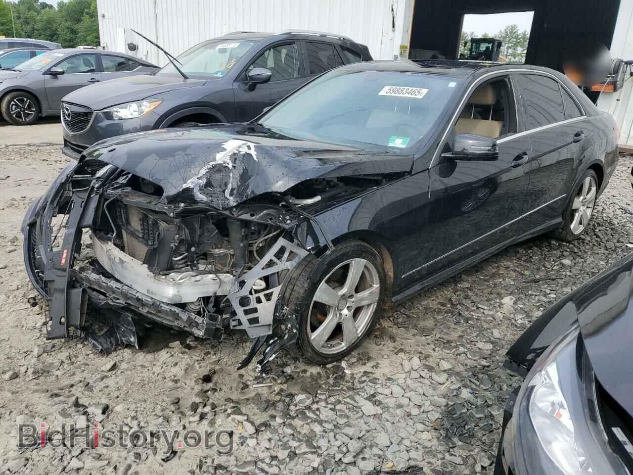 Photo WDDHF8HB0BA352438 - MERCEDES-BENZ E-CLASS 2011