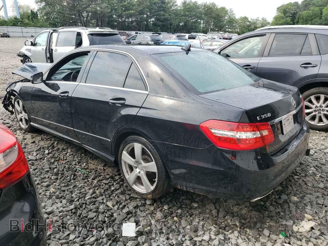 2011 MERCEDES-BENZ E-CLASS - VIN: WDDHF8HB0BA352438 - Фото 2