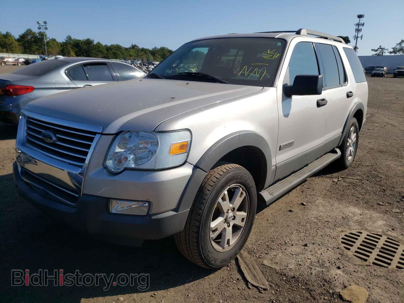2006 FORD EXPLORER - VIN: 1FMEU73E96UA27592 - Фото 2