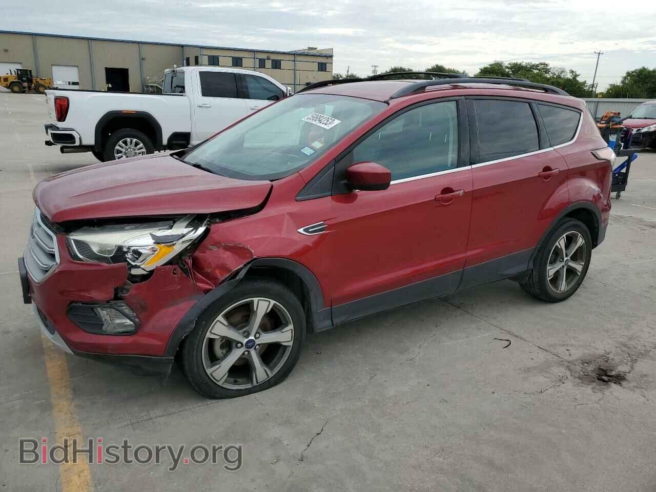 Фотография 1FMCU0GD9HUA13341 - FORD ESCAPE 2017