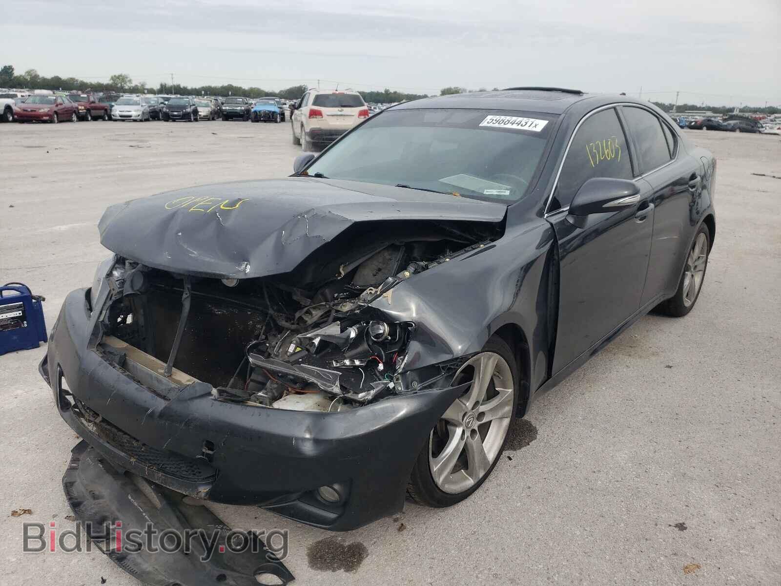 2011 LEXUS IS - VIN: JTHBF5C20B5151071 - Фото 2