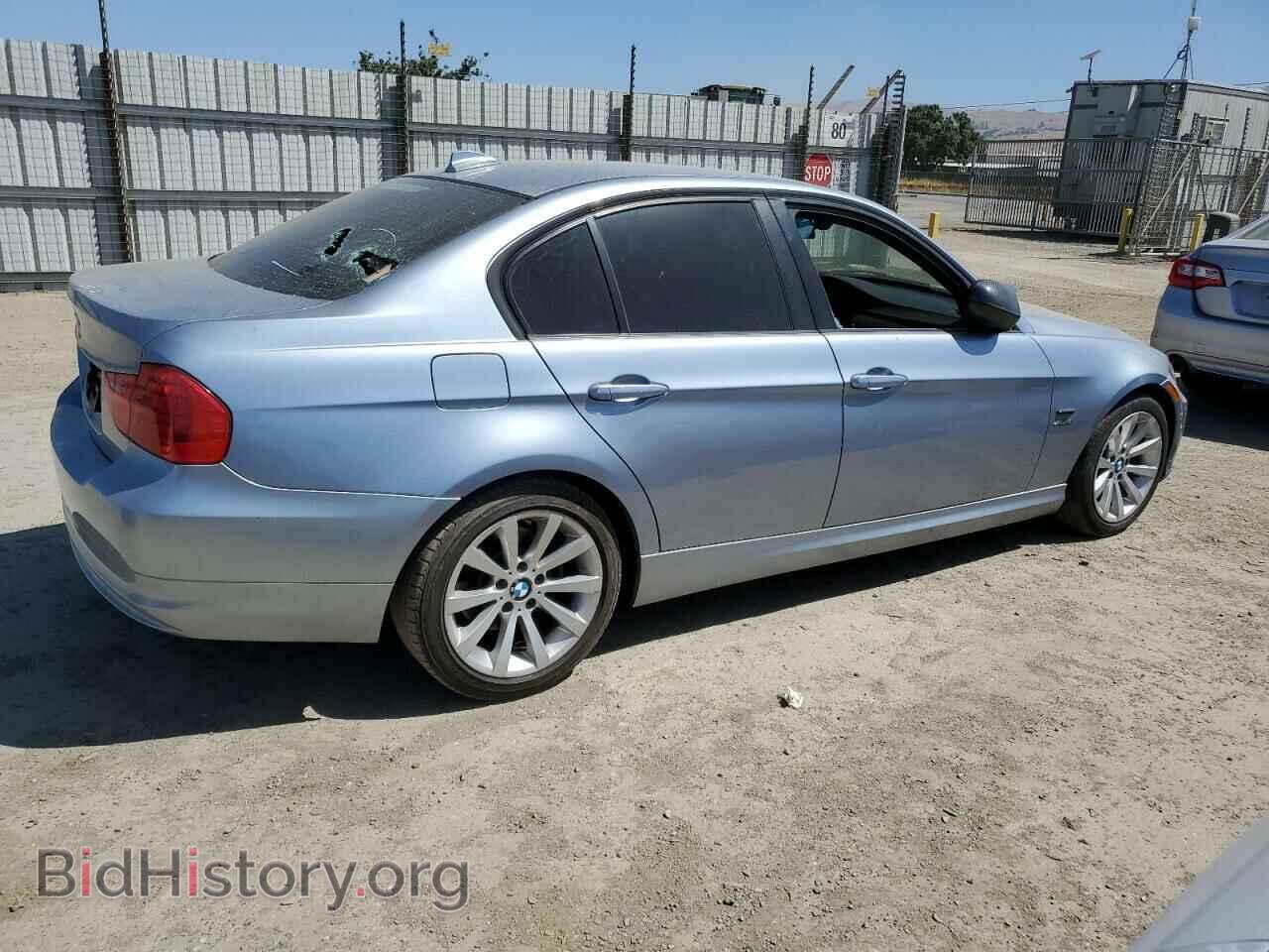 2011 BMW 3 SERIES - VIN: WBAPK7C59BA772693 - Фото 3