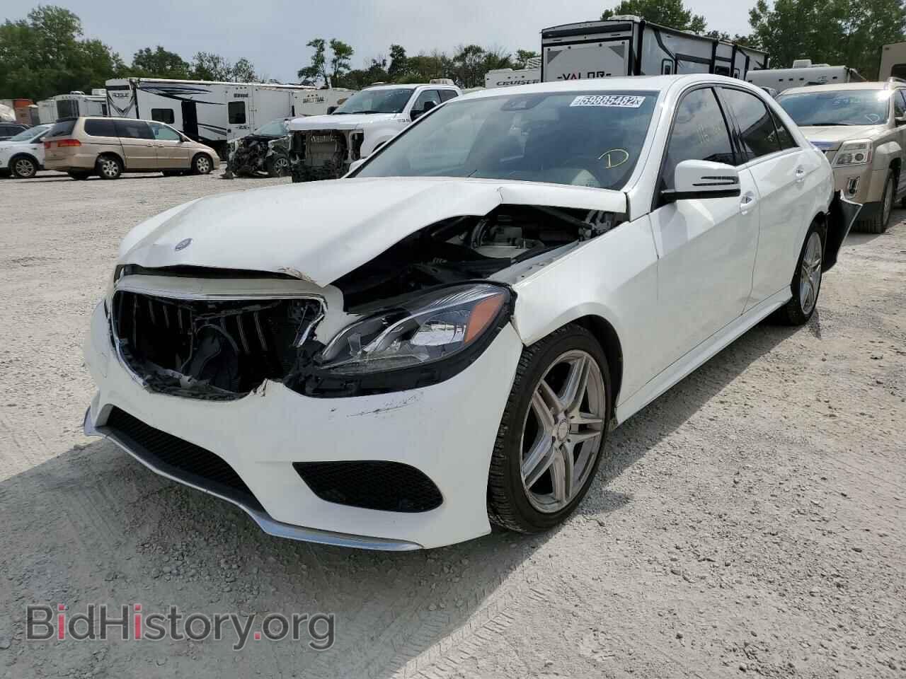 2014 MERCEDES-BENZ E-CLASS - VIN: WDDHF5KB5EA891648 - Фото 2