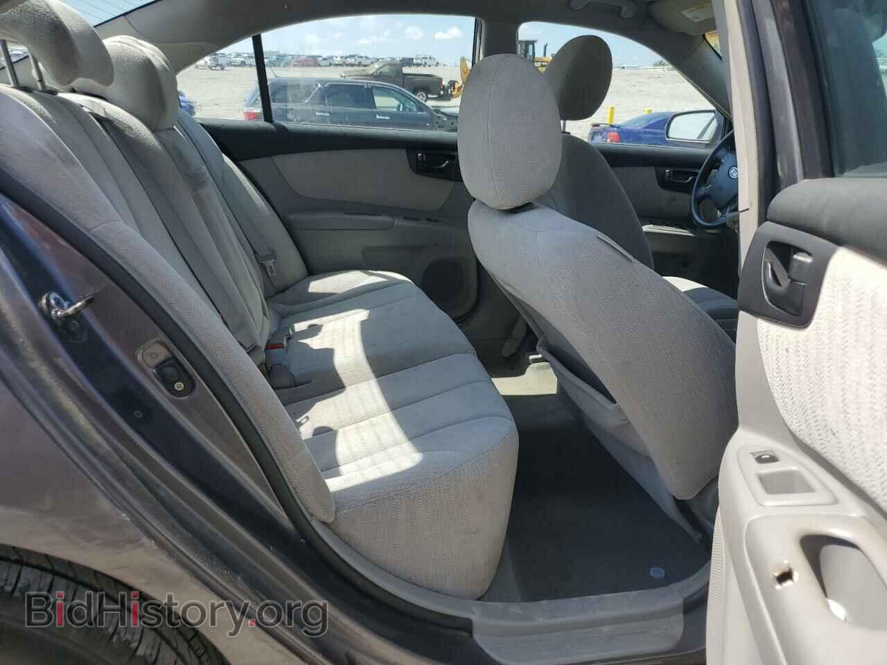 2007 KIA OPTIMA - VIN: KNAGE123175104827 - Фото 10