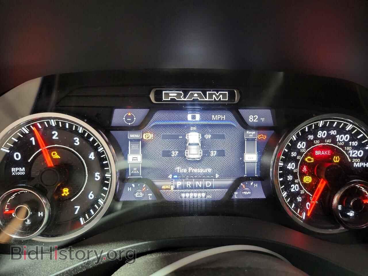 2019 RAM 1500 - VIN: 1C6SRFRT0KN898496 - Фото 9