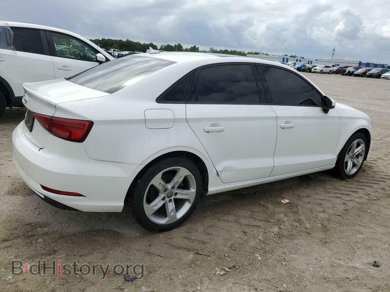 2018 AUDI A3 - VIN: WAUAUGFF0J1079109 - Фото 3