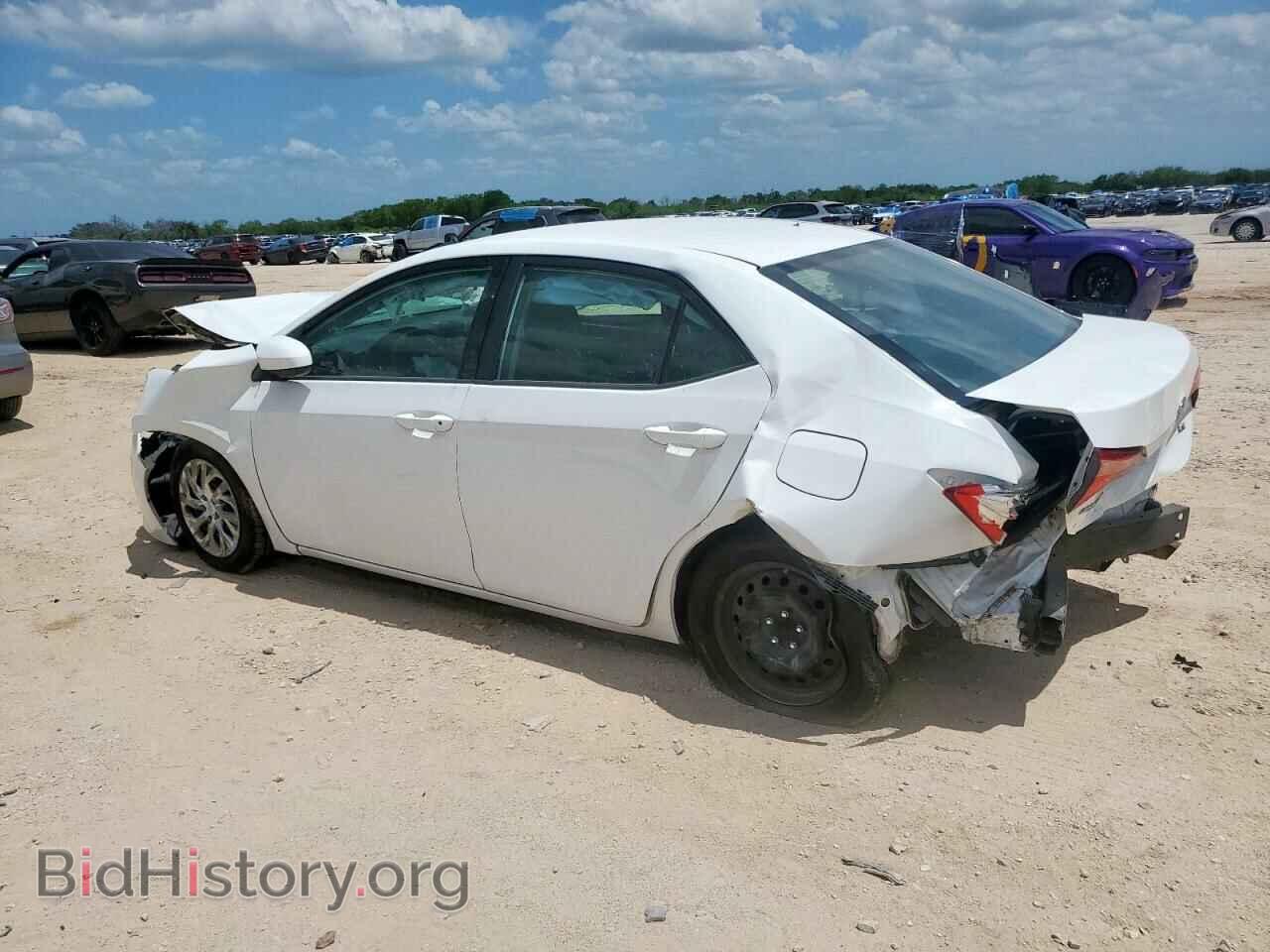 2018 TOYOTA COROLLA - VIN: 5YFBURHEXJP750983 - Фото 2