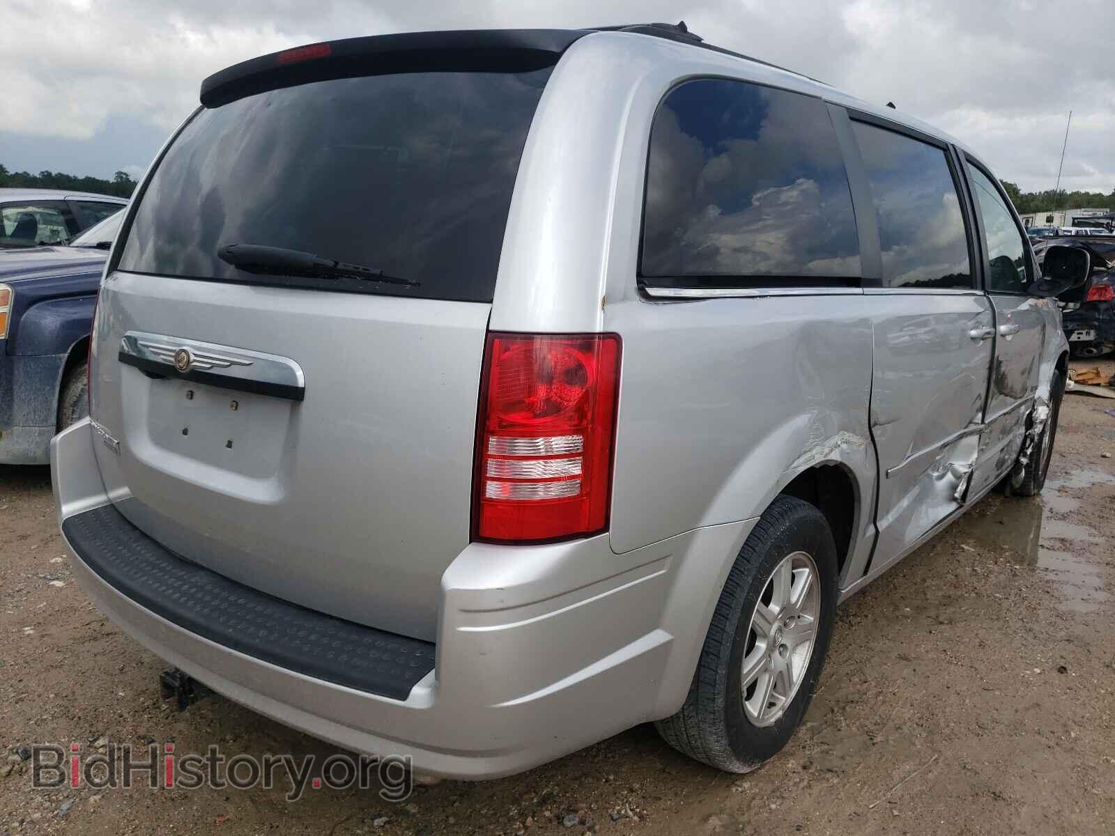 2008 CHRYSLER MINIVAN - VIN: 2A8HR54PX8R699435 - Фото 4