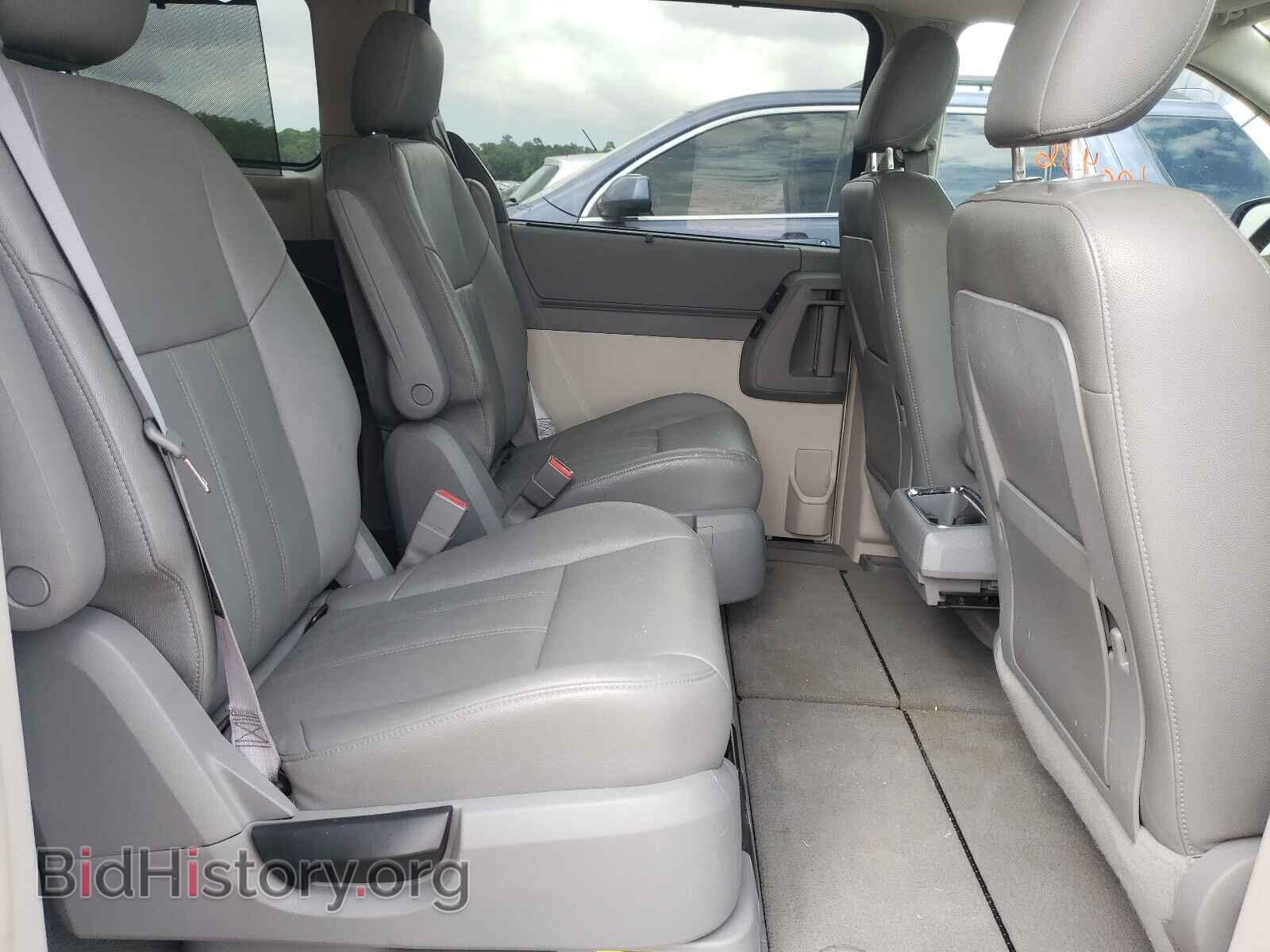 2008 CHRYSLER MINIVAN - VIN: 2A8HR54PX8R699435 - Фото 6