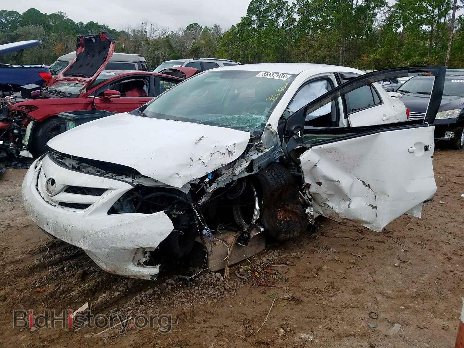 2011 TOYOTA COROLLA BA - VIN: 2T1BU4EE1BC624018 - Фото 2