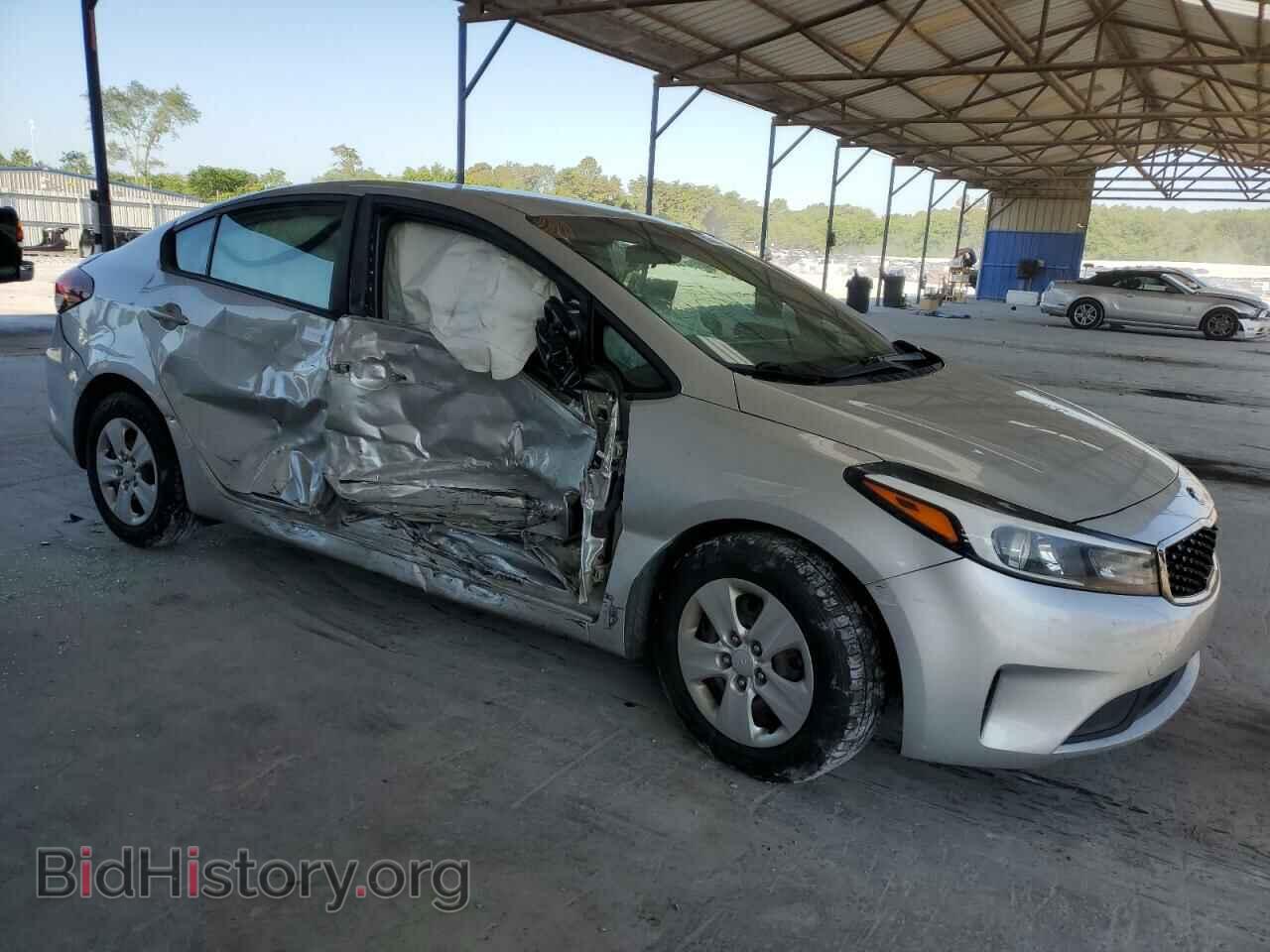 2017 KIA FORTE - VIN: 3KPFK4A71HE080385 - Photo 4